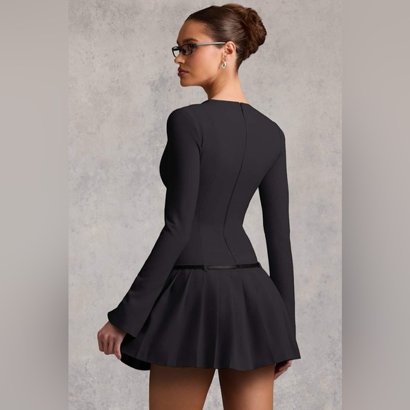 Oh Polly Fiorella Long-Sleeve Pleated Mini Dress in Black - Size 2 - Picture 3 of 15